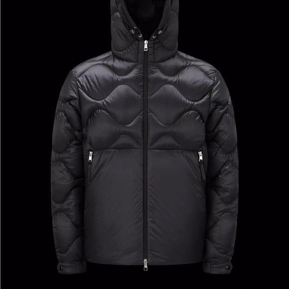 Moncler | SOULIER SHORT DOWN JACKET | Men’s 2 (Medium) | Navy Blue - Picture 2 of 13